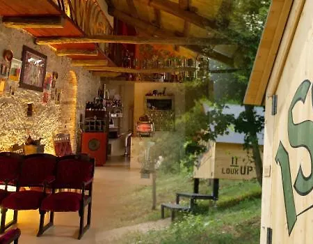 Casa Baladin Di Charme E Agronidi Dell'open Garden Guest house Piozzo
