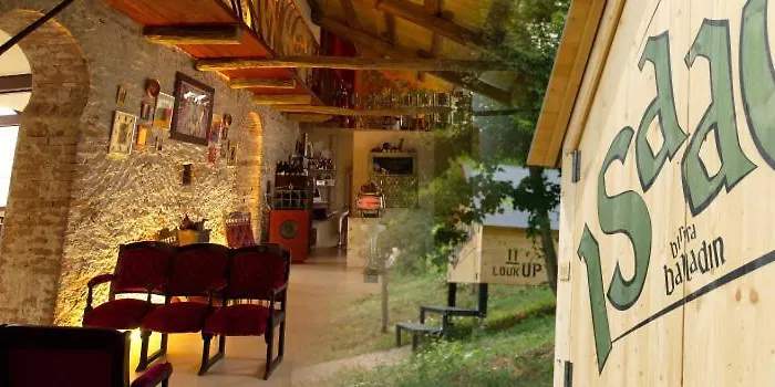 Casa Baladin Di Charme E Agronidi Dell'open Garden Affittacamere Piozzo